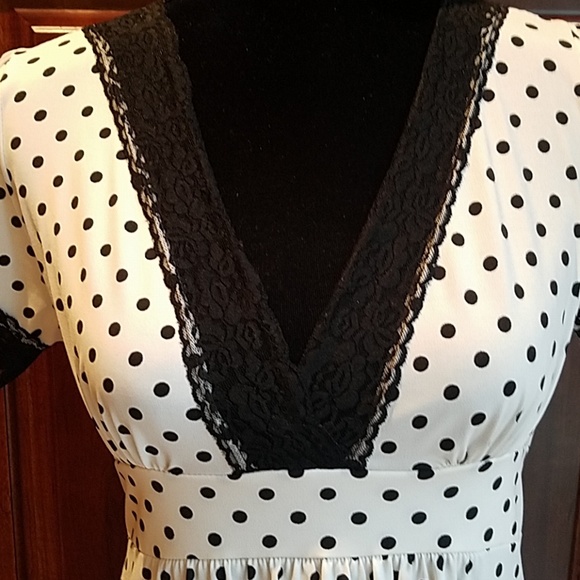 Top - Picture 2 of 8